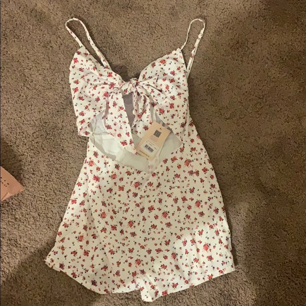 Tiger Mist Acacia Playsuit- white